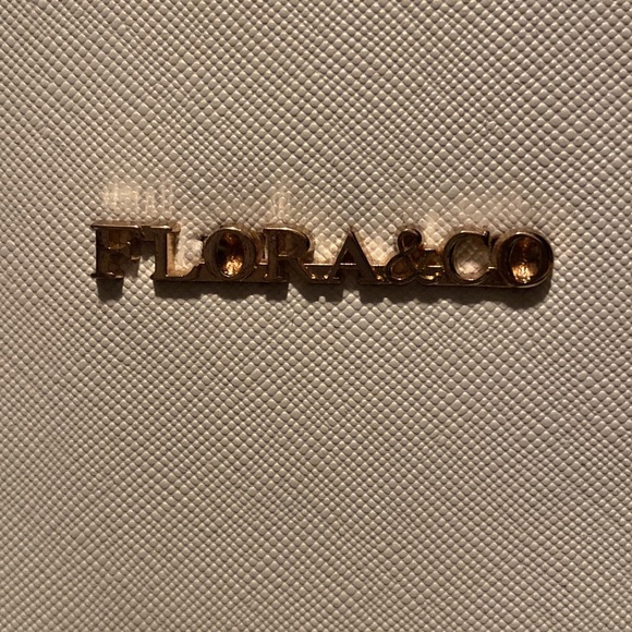 Flora & Co bag - Picture 2 of 4